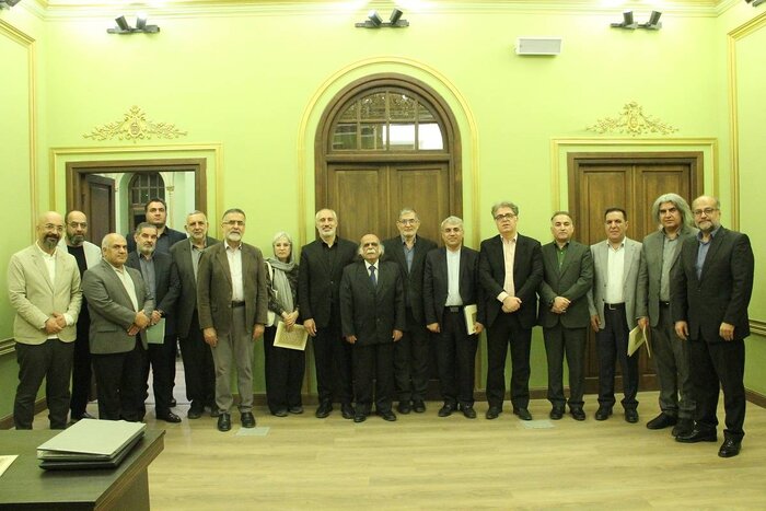دکتر حمیدرضا نمازی هیات علمی مرکز تحقیقات اخلاق و تاریخ پزشکی عضو هیات امنا خانه شاهنامه شد